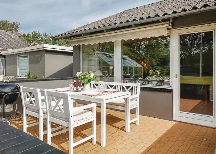 Two-bedroom In Neksø