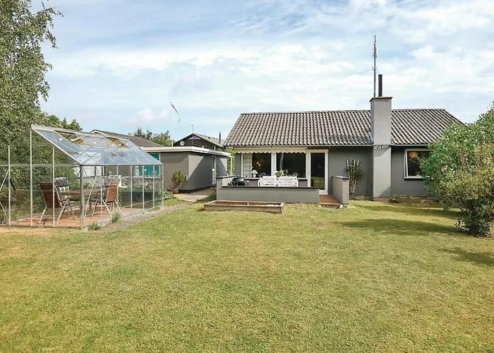 Two-bedroom In Neksø