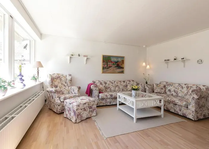 Two-bedroom In Casa vacanze